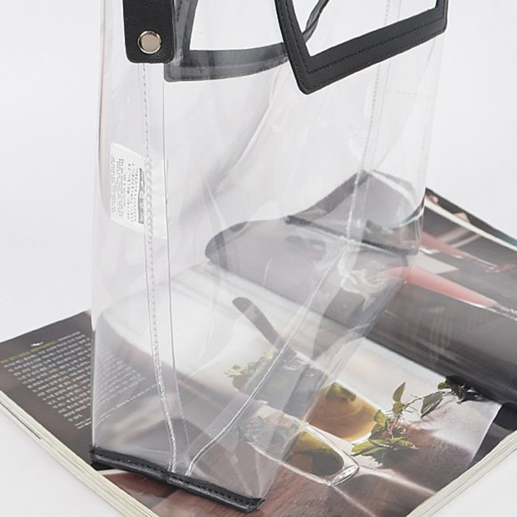 Clear Transparent Large Crossbody Tote - W/ Black Accents - NWT - Picture 4 of 8